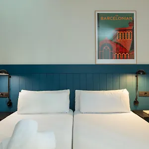 som-nit-port-vell.topbarcelonahotels.com/